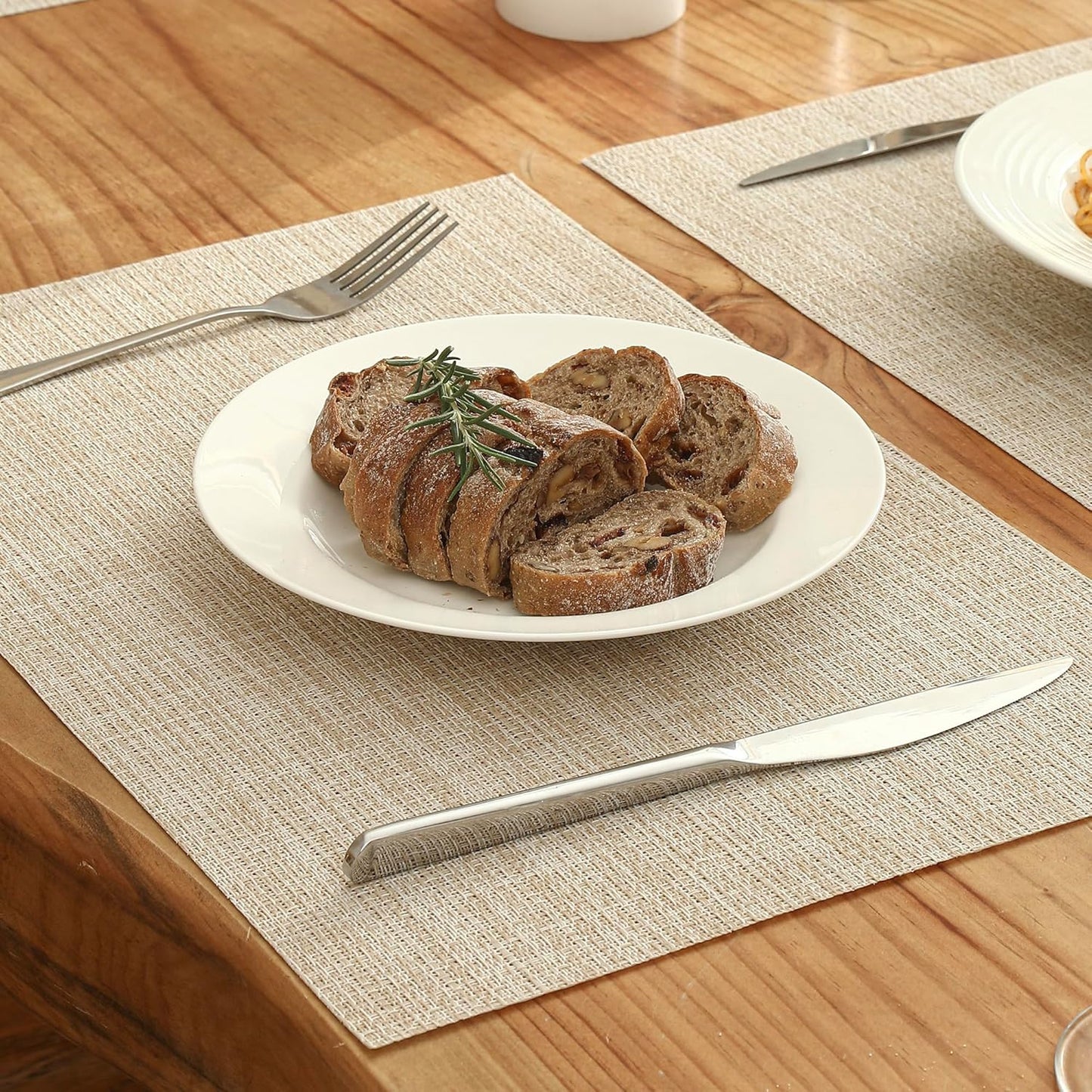 Everyday Woven Table Placemats Set
